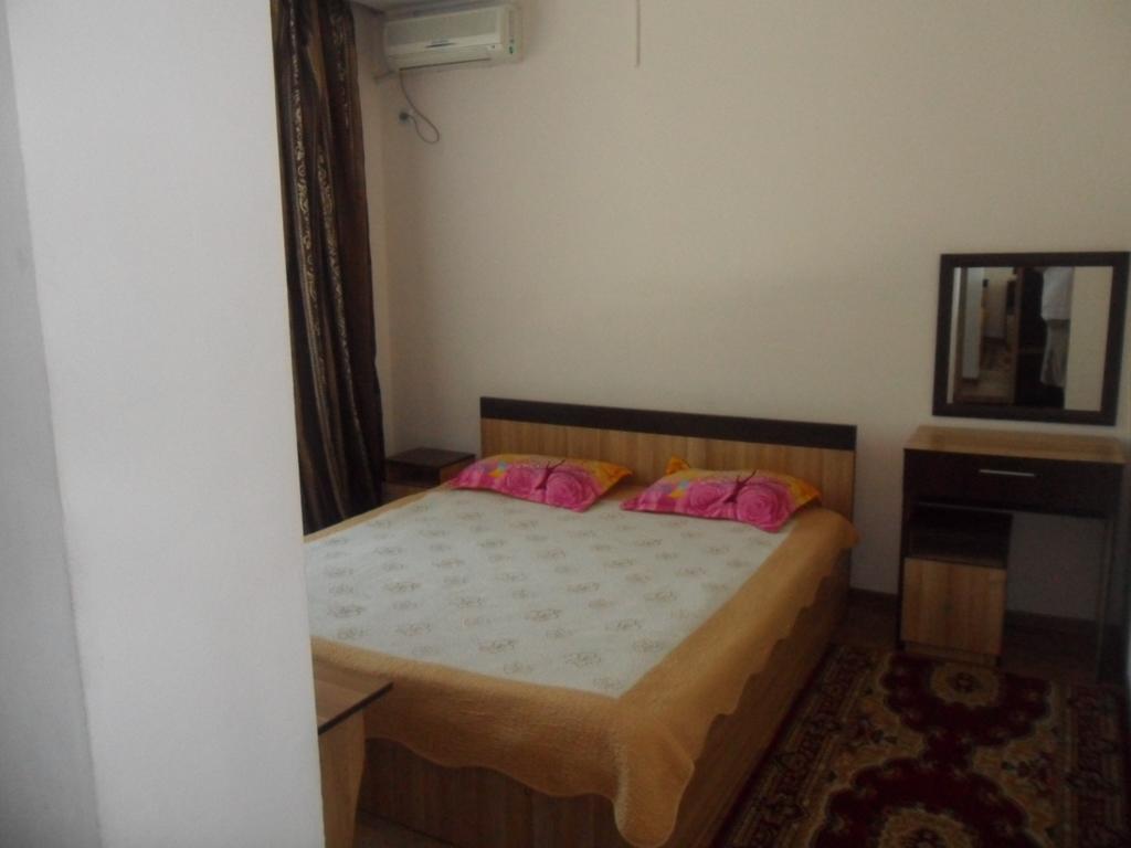 Kuze Hostel อัลมาตี ภายนอก รูปภาพ